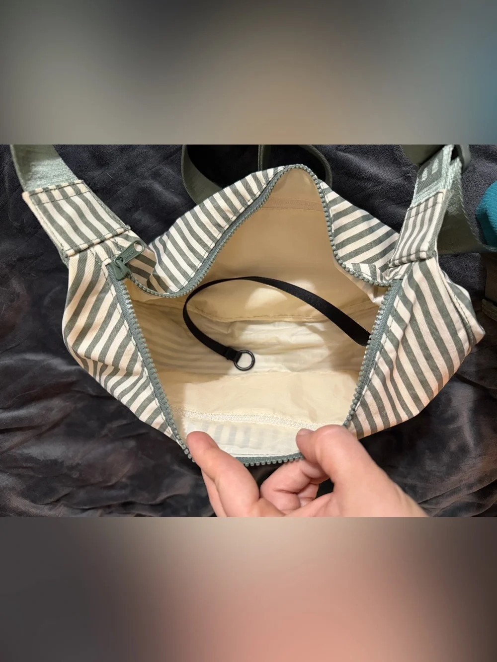 Baggy Medium Nylon Crescent Bag